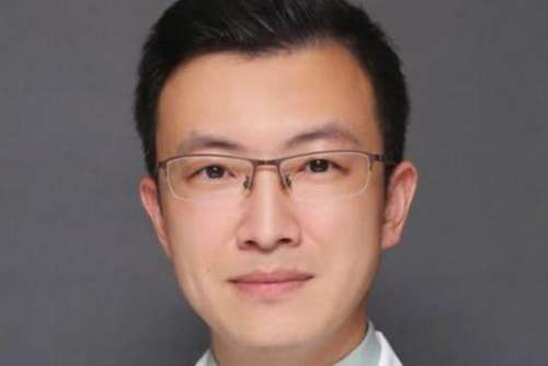 刘菲.jpg