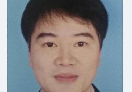 张毅.jpg