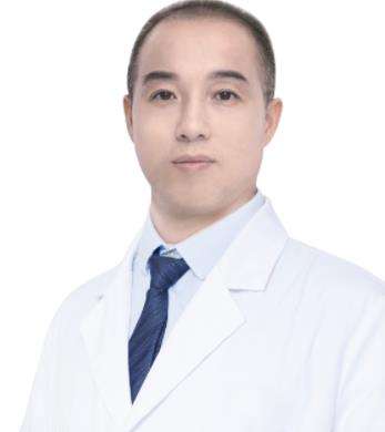 杨德发医生.jpg