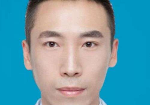 李东.jpg