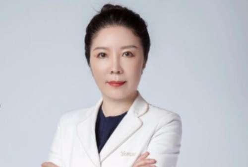 蔡灵.jpg