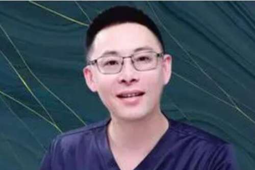 吴长飞.jpg