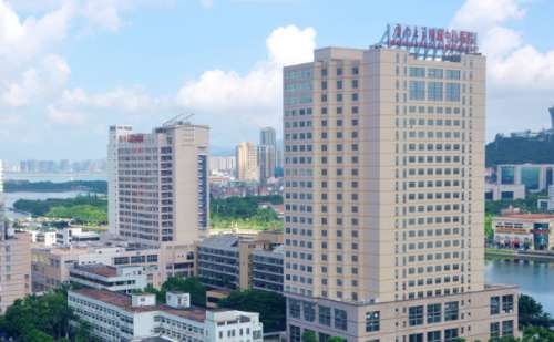 厦门大学附属中山医院.jpg