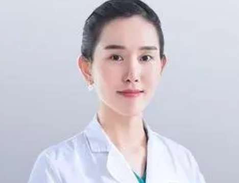 李萍医生.jpg