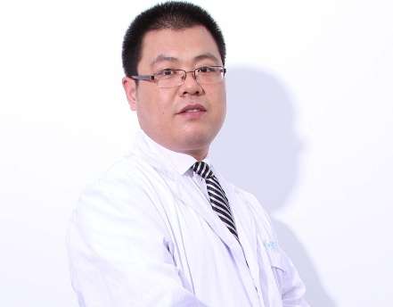 刘树伟医生.jpg