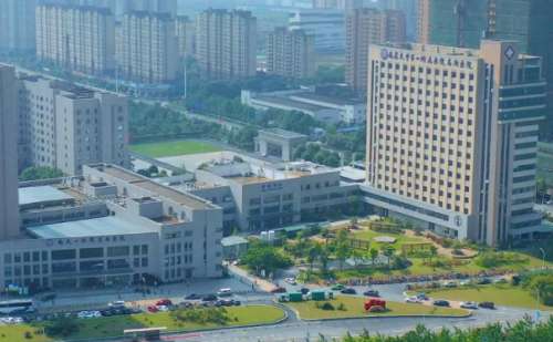 南昌大学第一附属医院高新医院.jpg