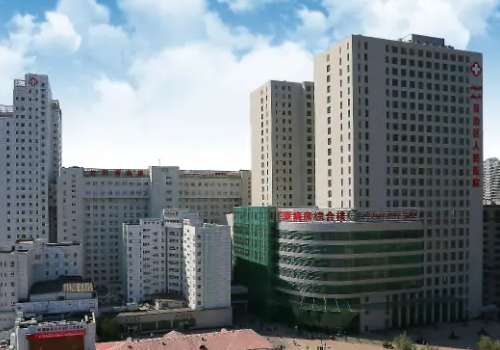 新疆维吾尔自治区人民医院.jpg
