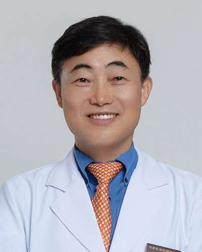 黄寅守.jpg