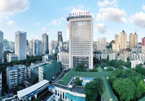 贵州医科大学附属医院.jpg